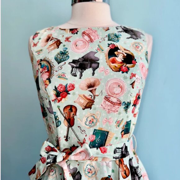 Nostalgic Treasures Ruby Dress by Miss Lulo - Picture 6 of 9